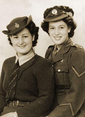 Nellie (left) with her sister Edith in Women's Land ATS uniform 